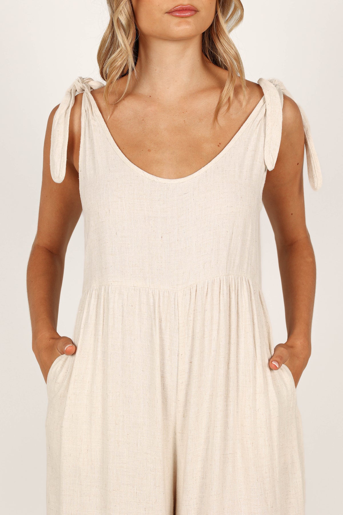 Ayla Linen Jumpsuit in Oatmeal – view 6 of 7