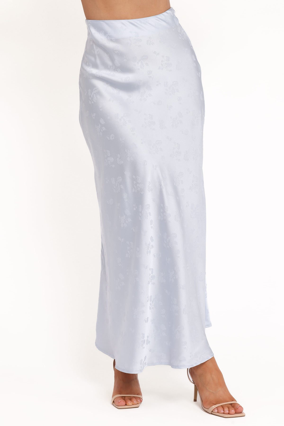 Belle Two Piece Set in Pale Blue – view 7 of 9