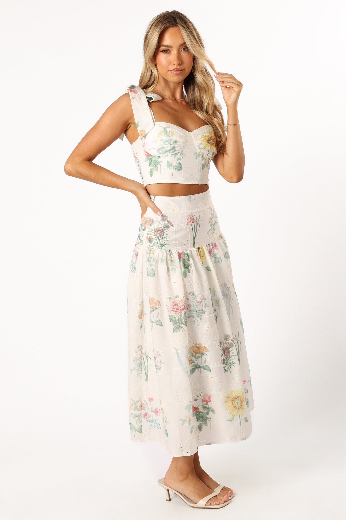 Kara Two Piece Set in White Floral – view 9 of 11