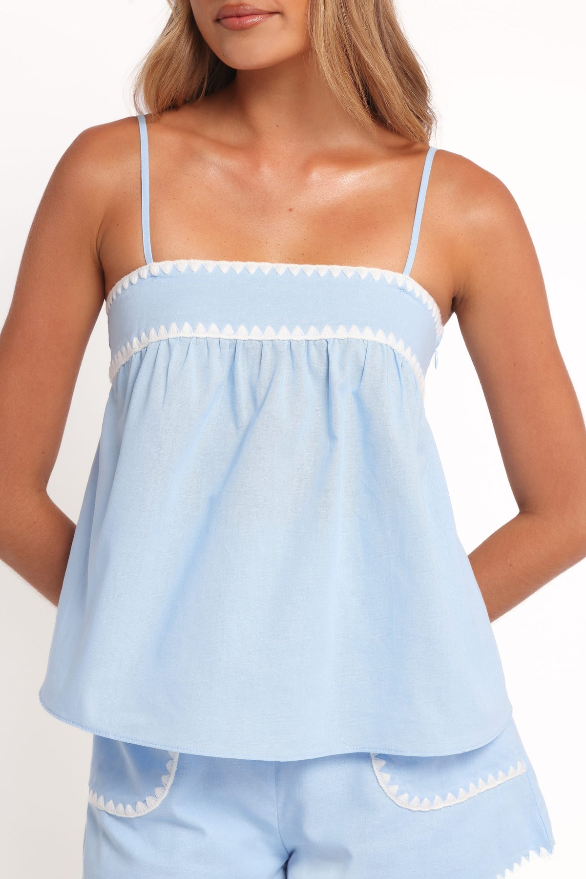Lila Short Set in Blue – view 6 of 9