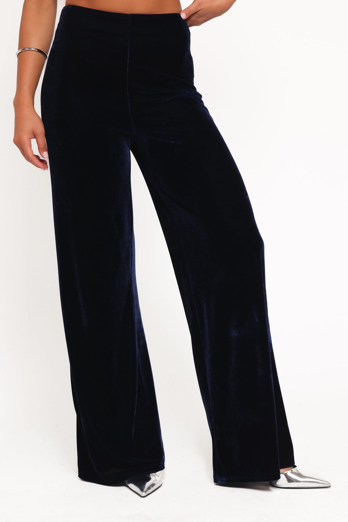 Sutton Strapless Pant Set in Midnight Blue Velvet – view 6 of 9