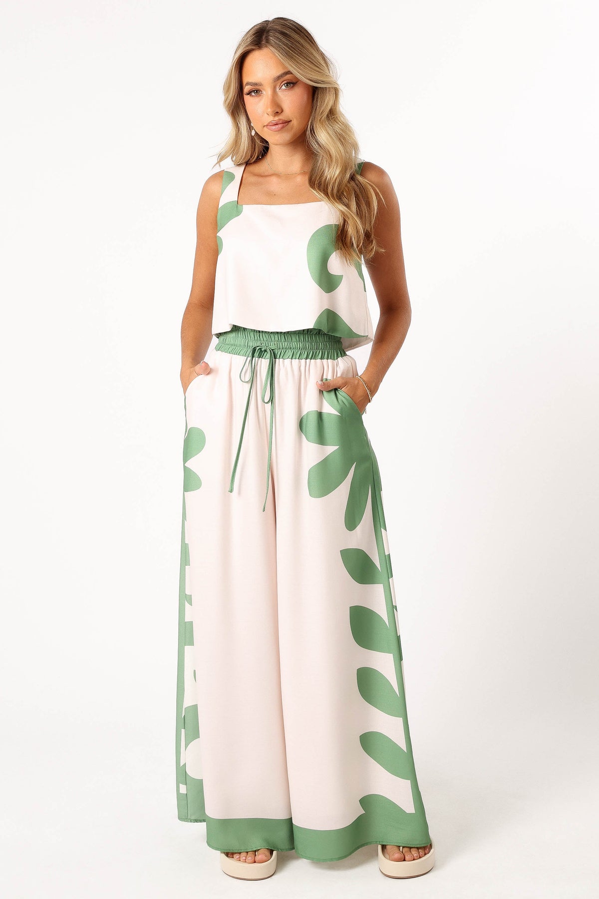 Timothy Pant Set in Beige Green – view 9 of 16