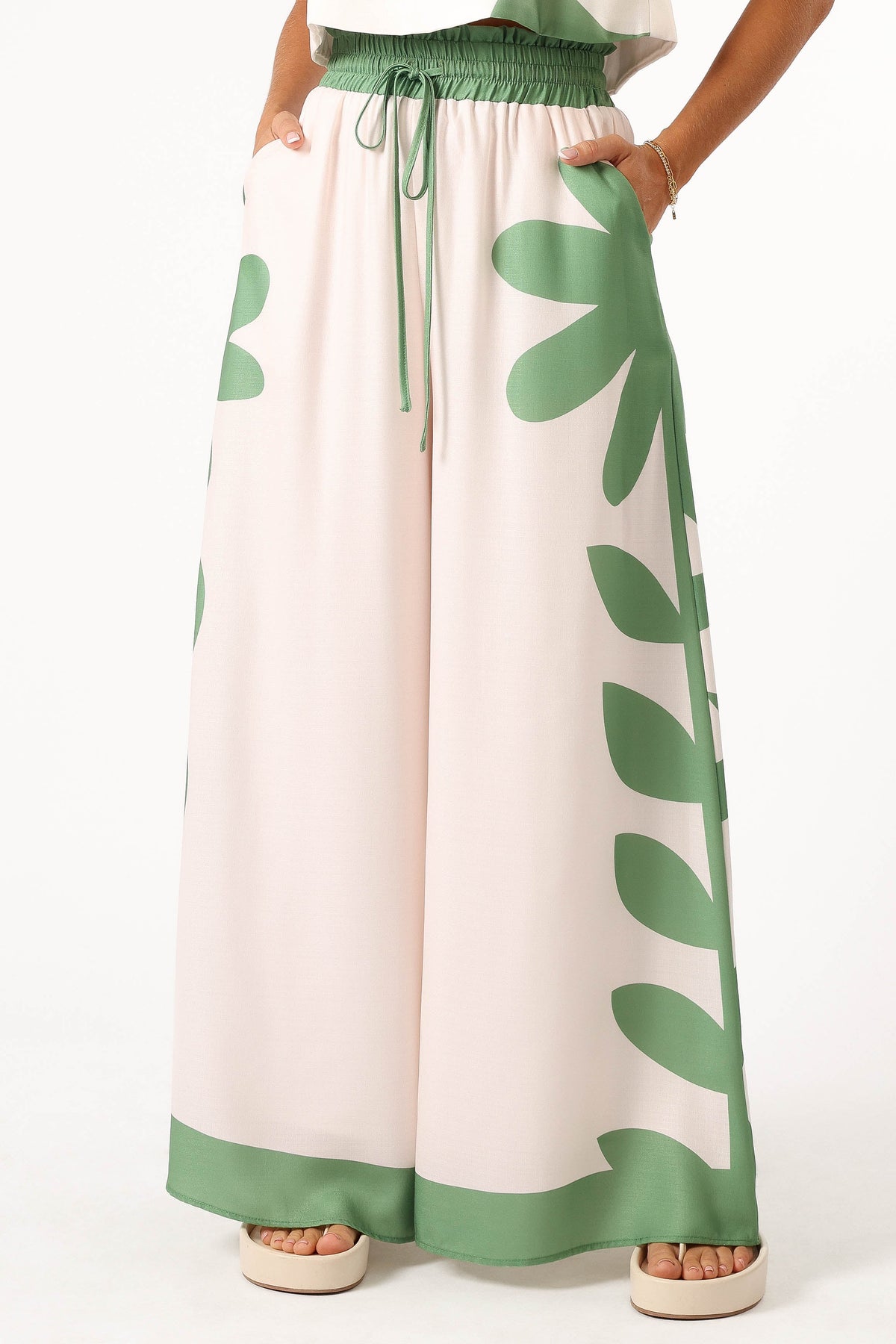 Timothy Pant Set in Beige Green – view 7 of 16