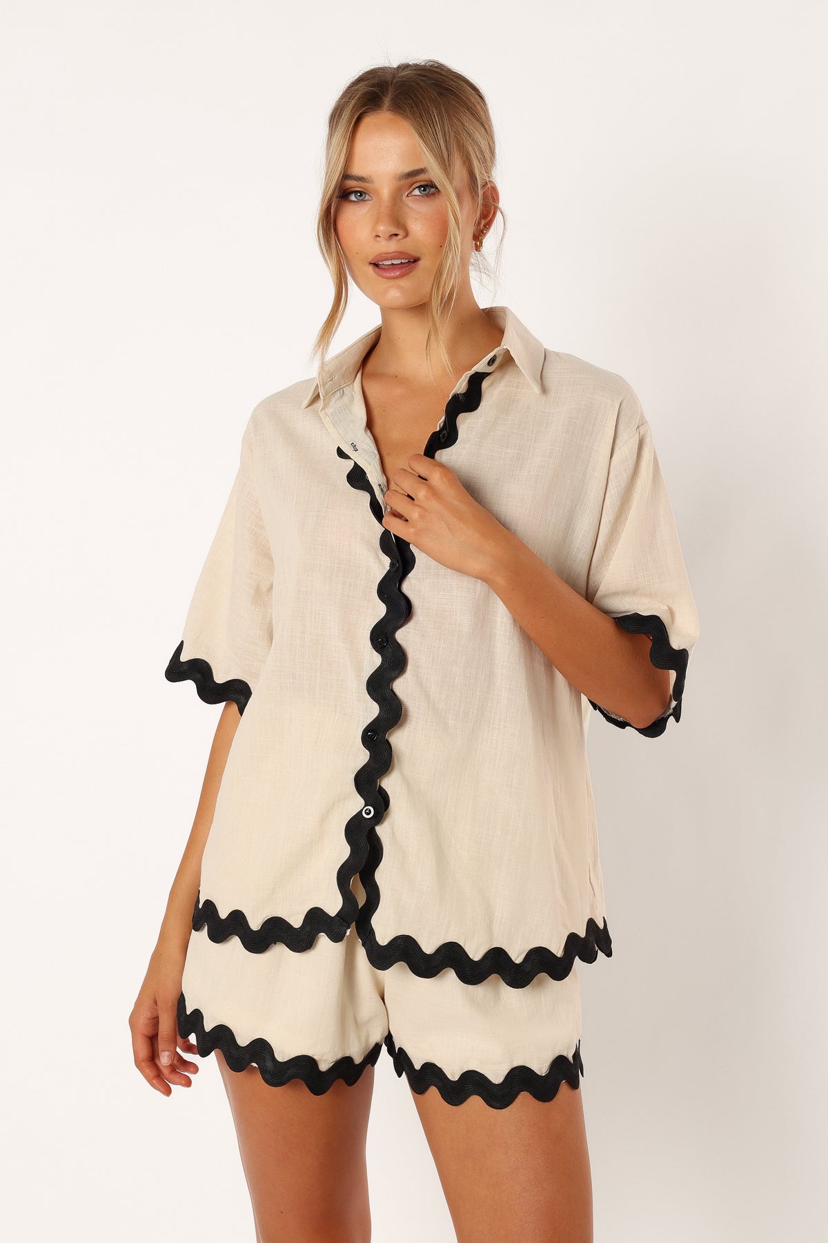 Wilson Short Set in Cream Black – view 10 of 16