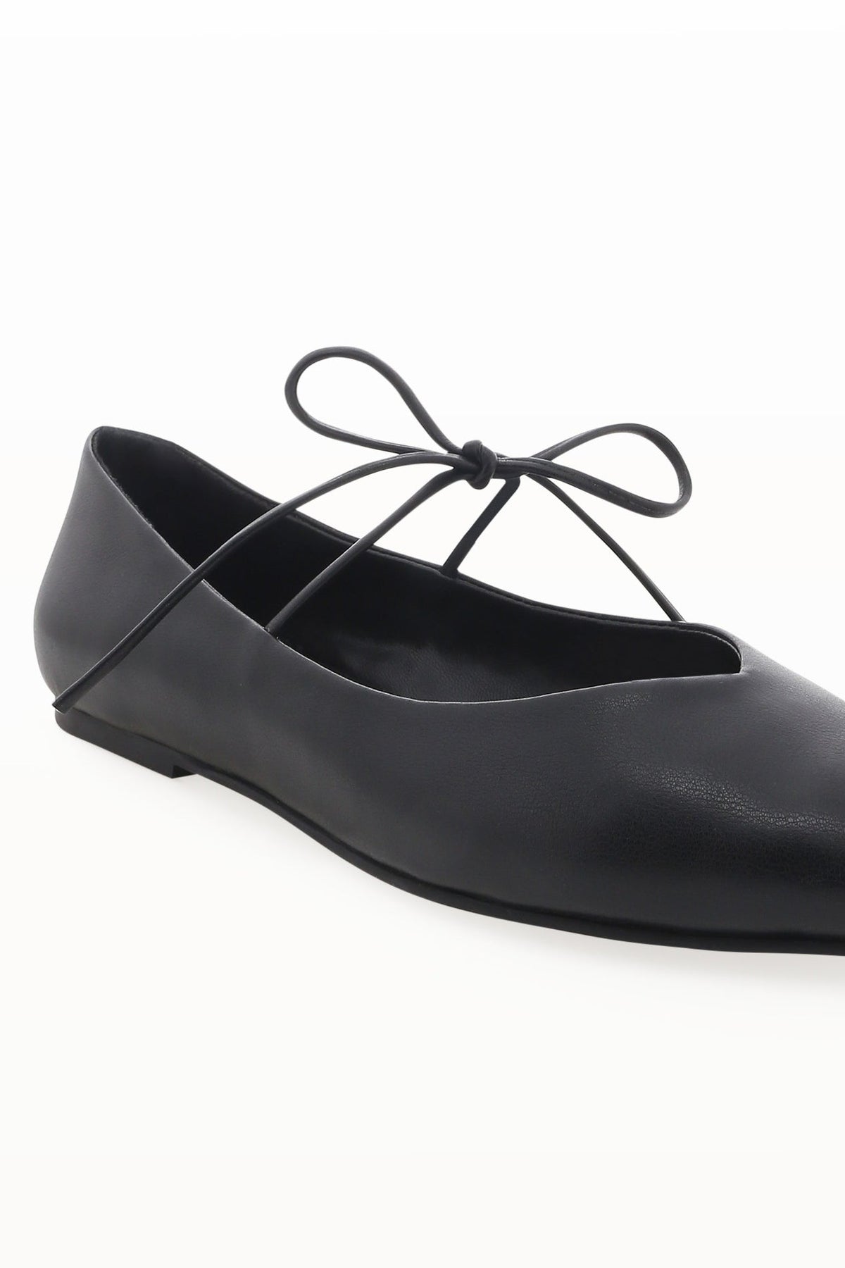 Haruna Flats in Black – view 2 of 3