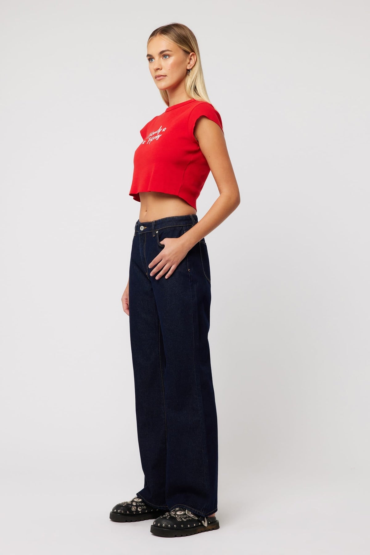 Abrand 90s Rib Cut Off Tee in Red – view 3 of 4