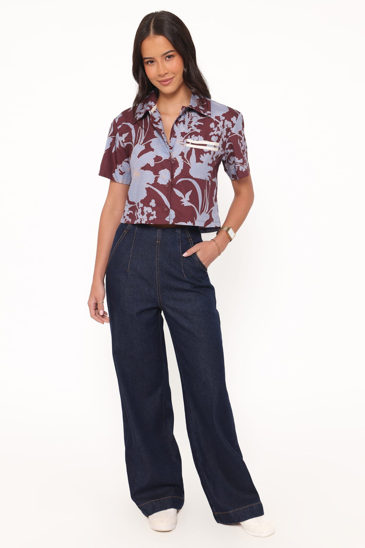 Aine Cropped Short Sleeve Shirt in Burgundy Floral – view 6 of 8