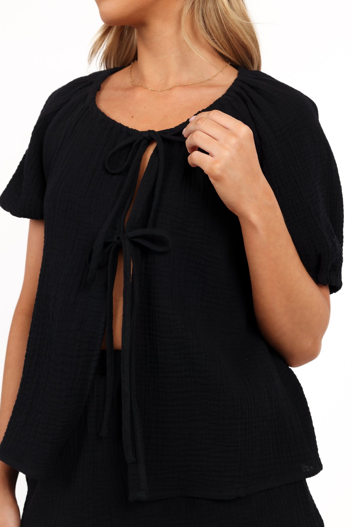 Bonnie Short Sleeve Top in Black – view 3 of 8