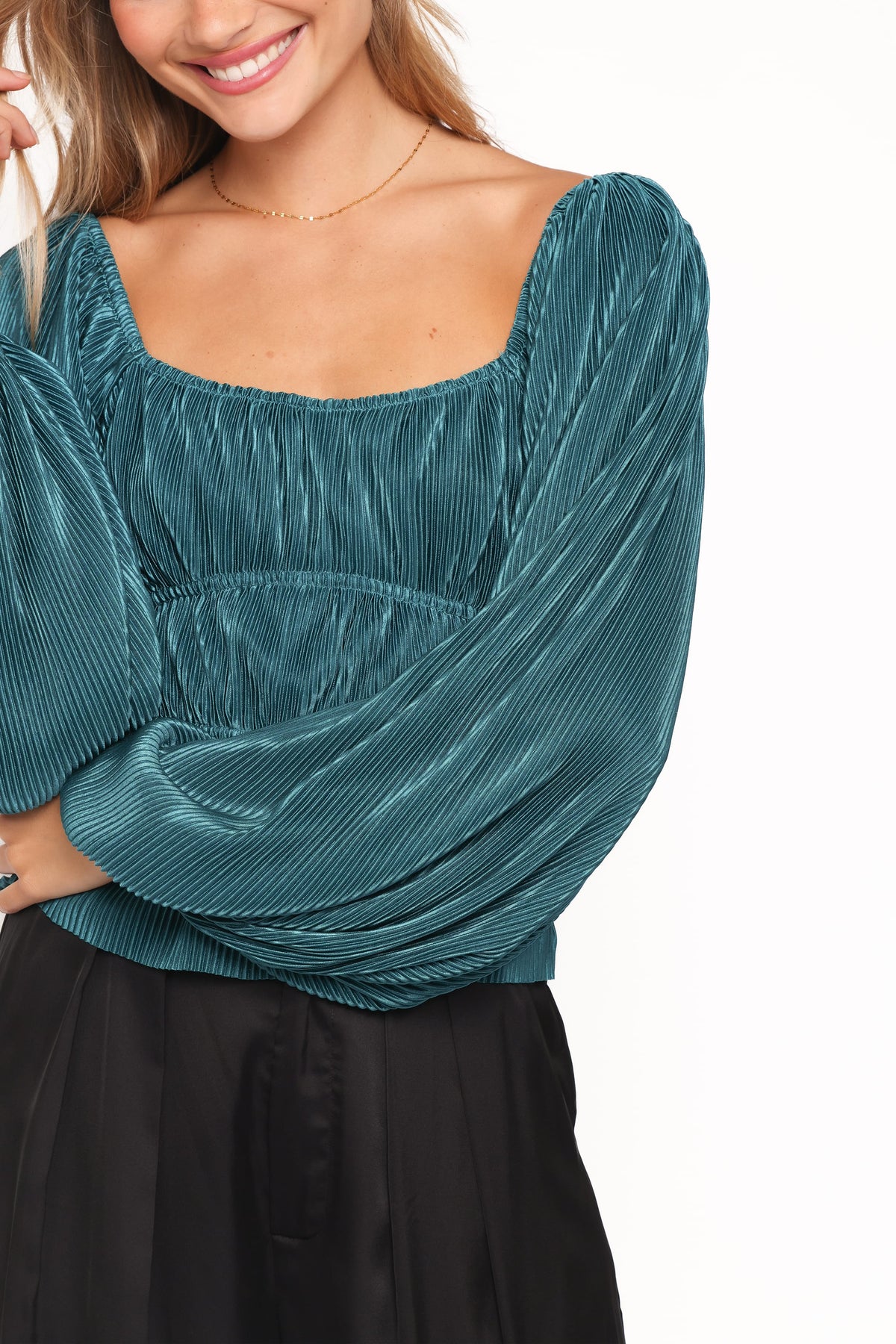 Ceppia Plisse Top in Green – view 2 of 6