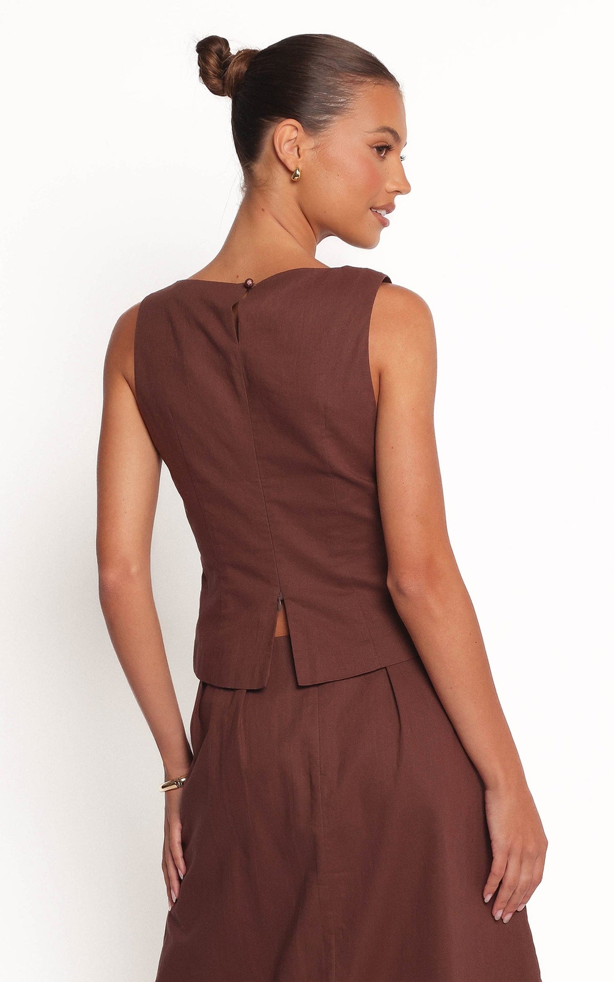 Chiaro Shell Top in Brown – view 3 of 8