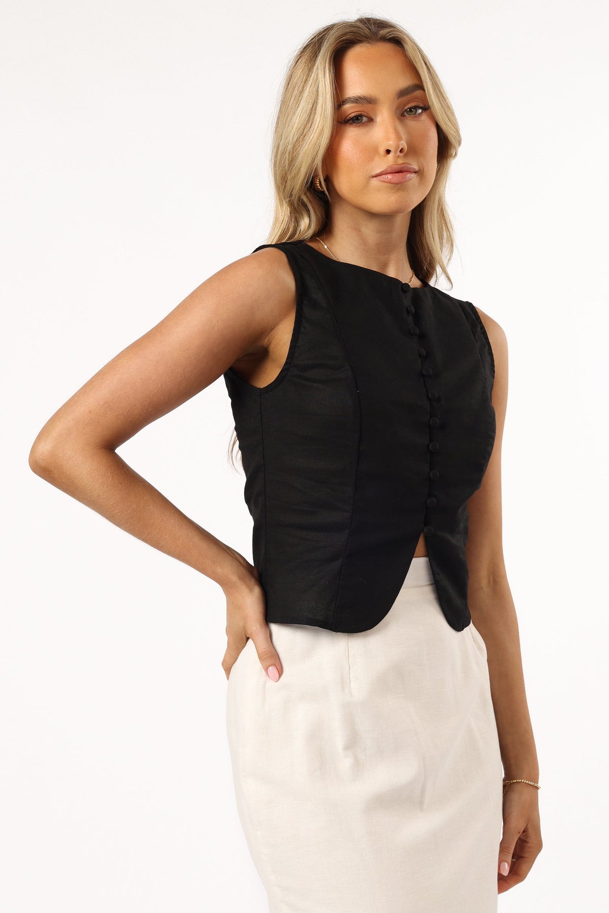 Daniella Linen Vest in Black – view 7 of 9