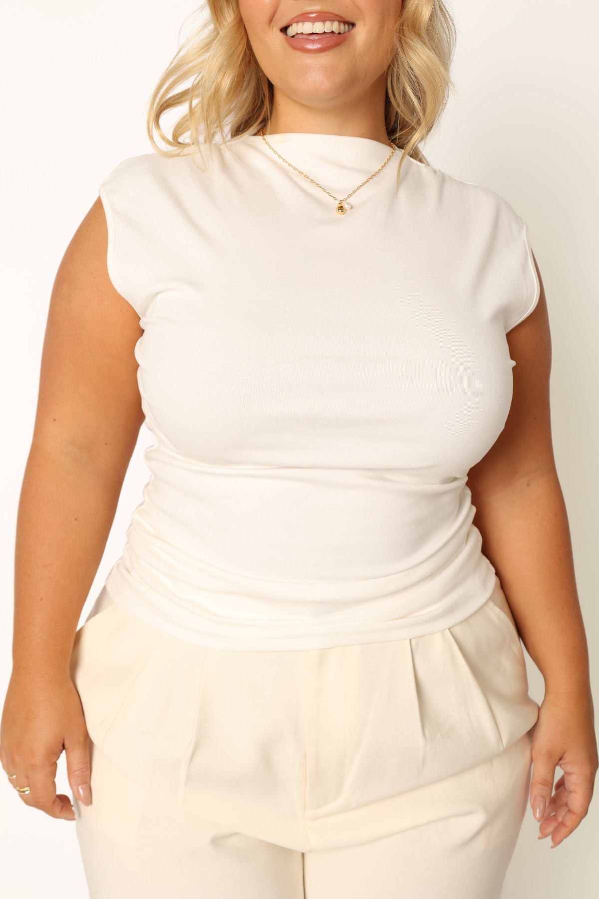 Nissa Top in Off White – view 11 of 12