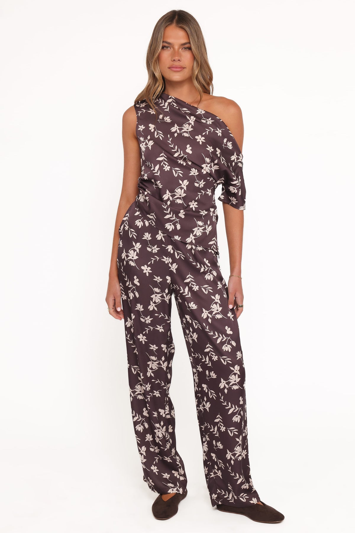 Romola Off Shoulder Top in Brown Cream Floral – view 6 of 8