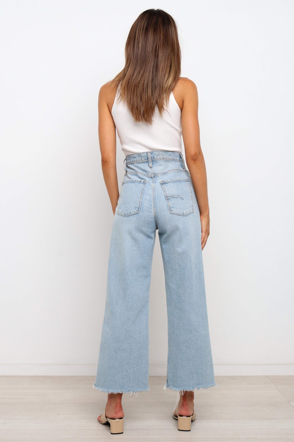 Runie Top in White – view 7 of 8
