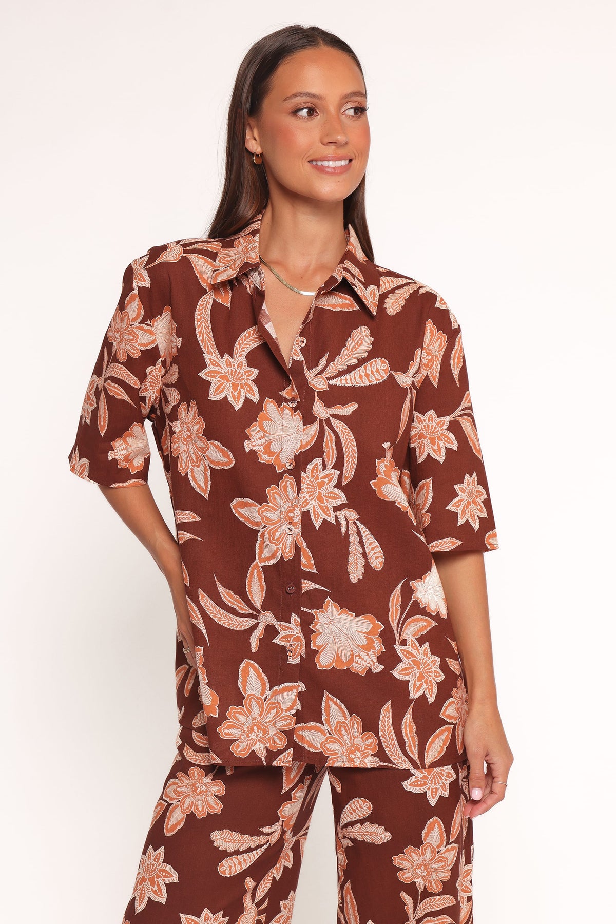 Samira Short Sleeve Shirt in Orange Floral – view 1 of 7
