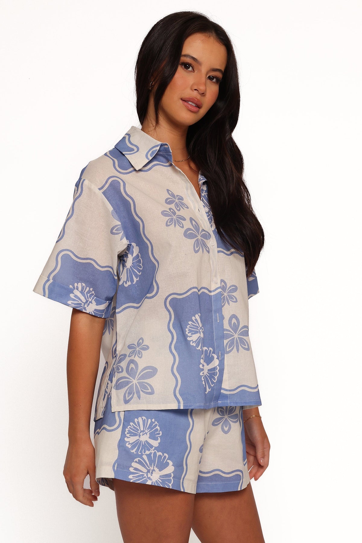 Shellie Short Sleeve Shirt in Blue Dahlia – view 5 of 8