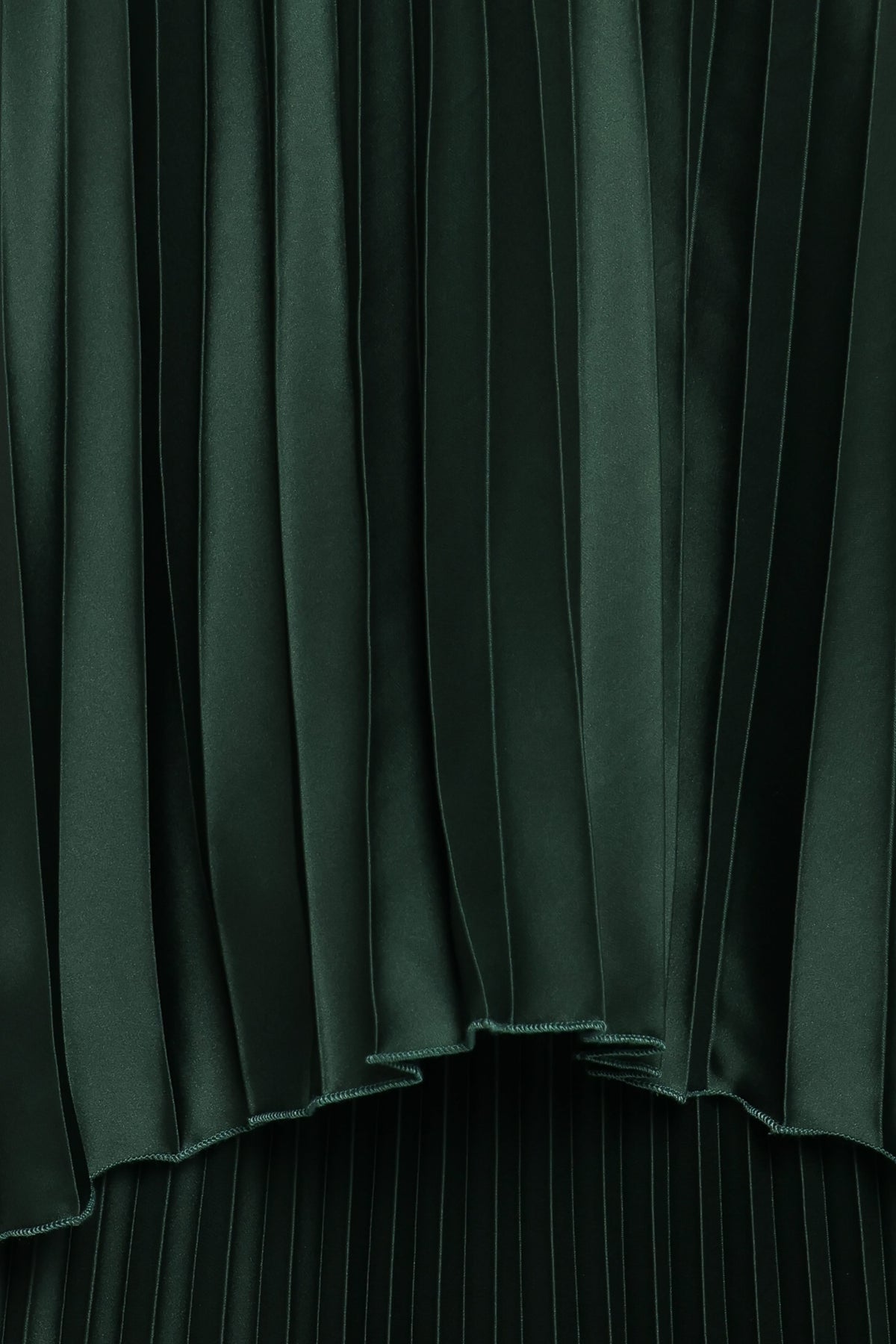 Darina Pleated Skirt Set in Olive – view 8 of 9