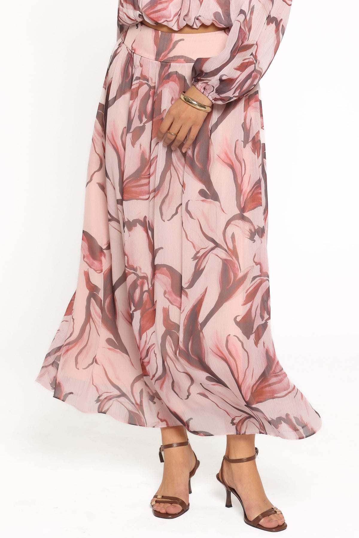 Lorei Chiffon Skirt Set in Pink Petal – view 6 of 7