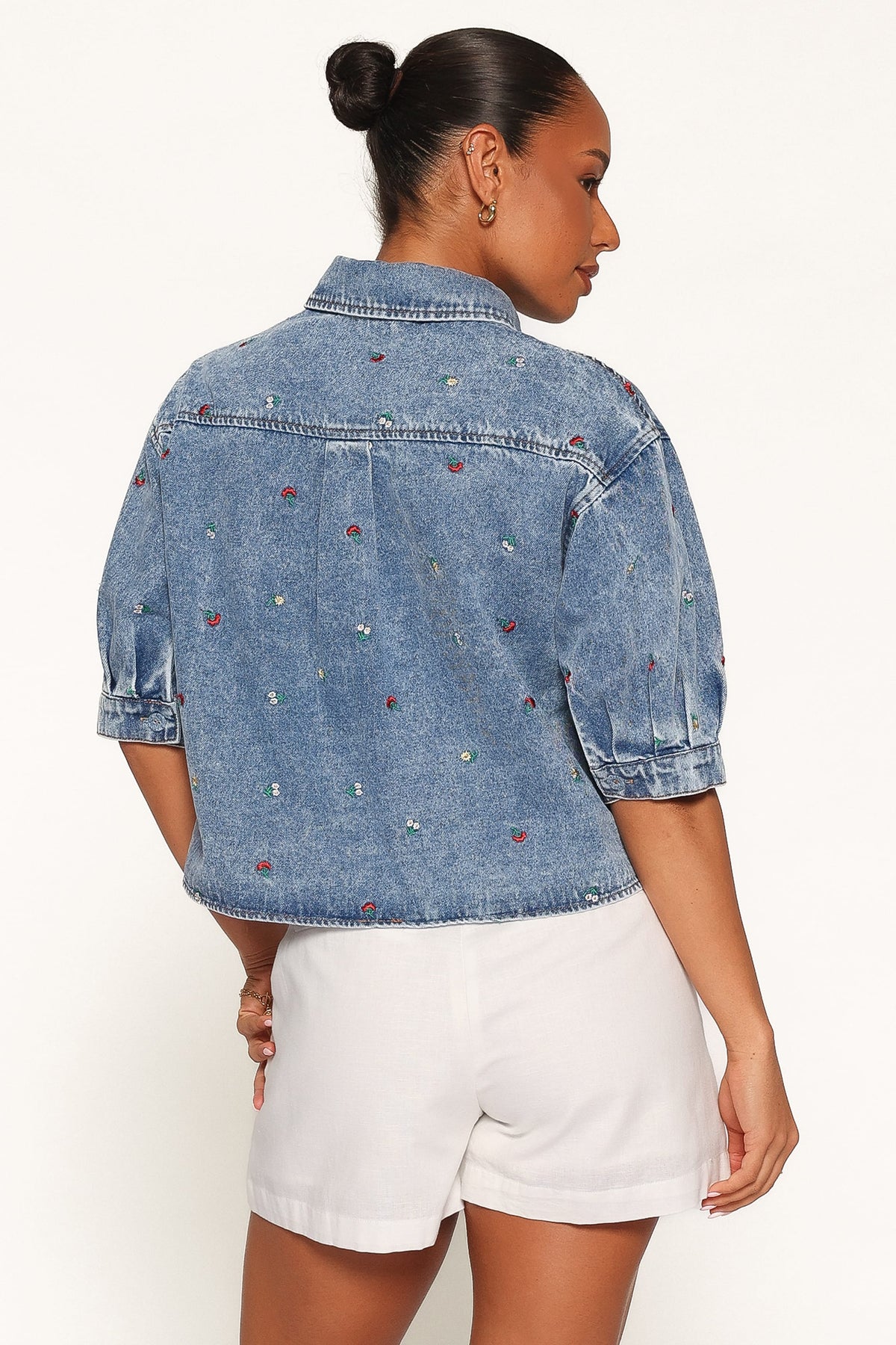 Nerys Embroidered Shirt in Medium Wash – view 4 of 6