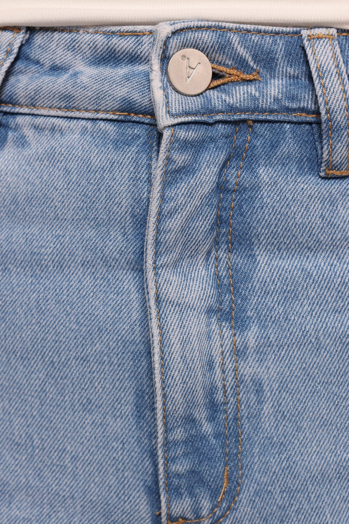 Abrand 94 High Wide Jeans in Kendall – view 5 of 5