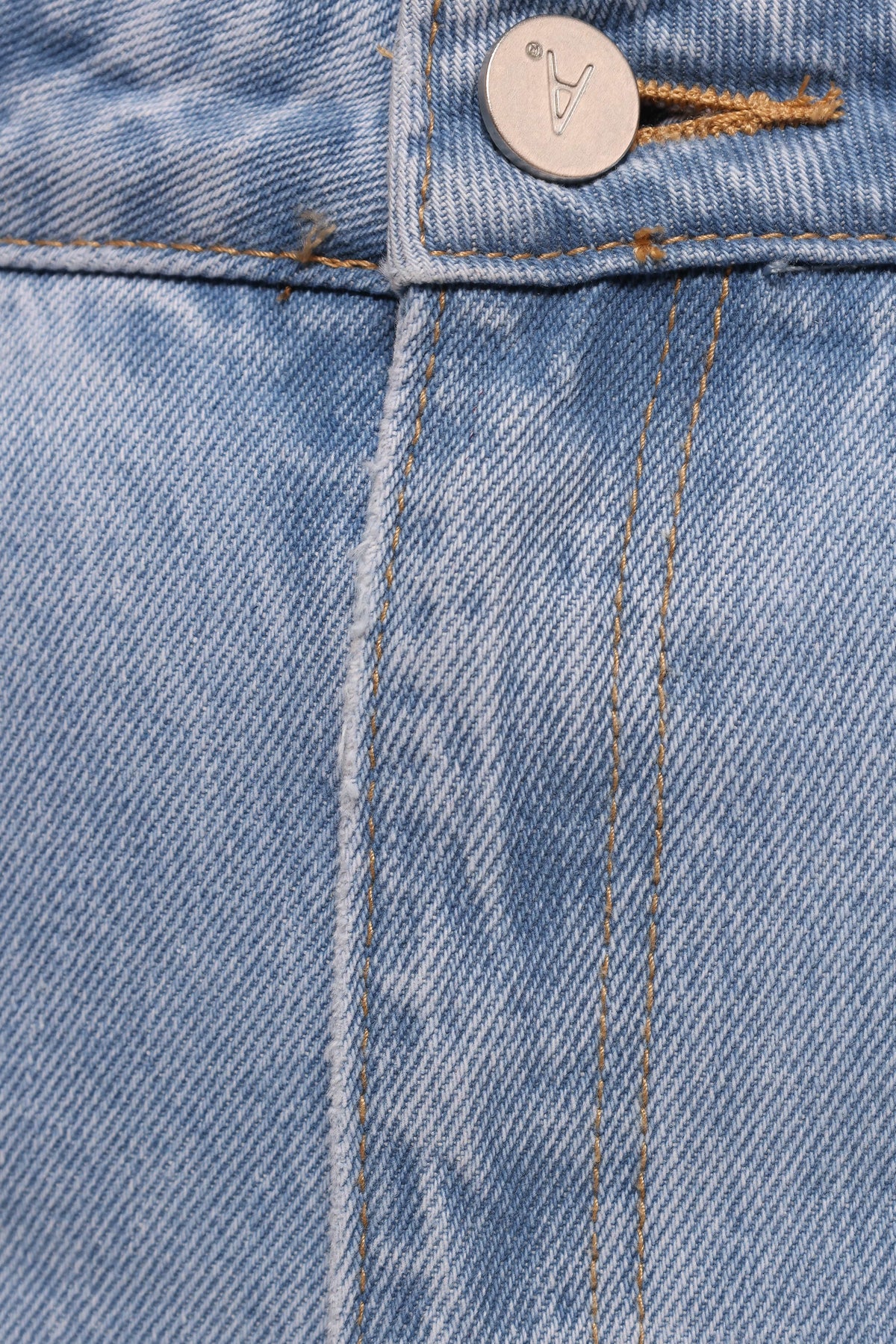 Abrand Carrie Jeans in Kendall – view 7 of 7
