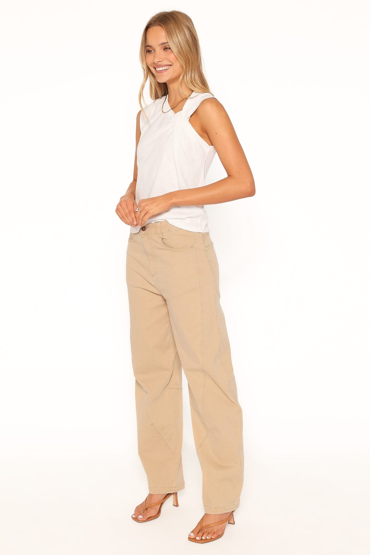 Amity Barrel Leg Denim Jeans in Mushroom – view 3 of 7