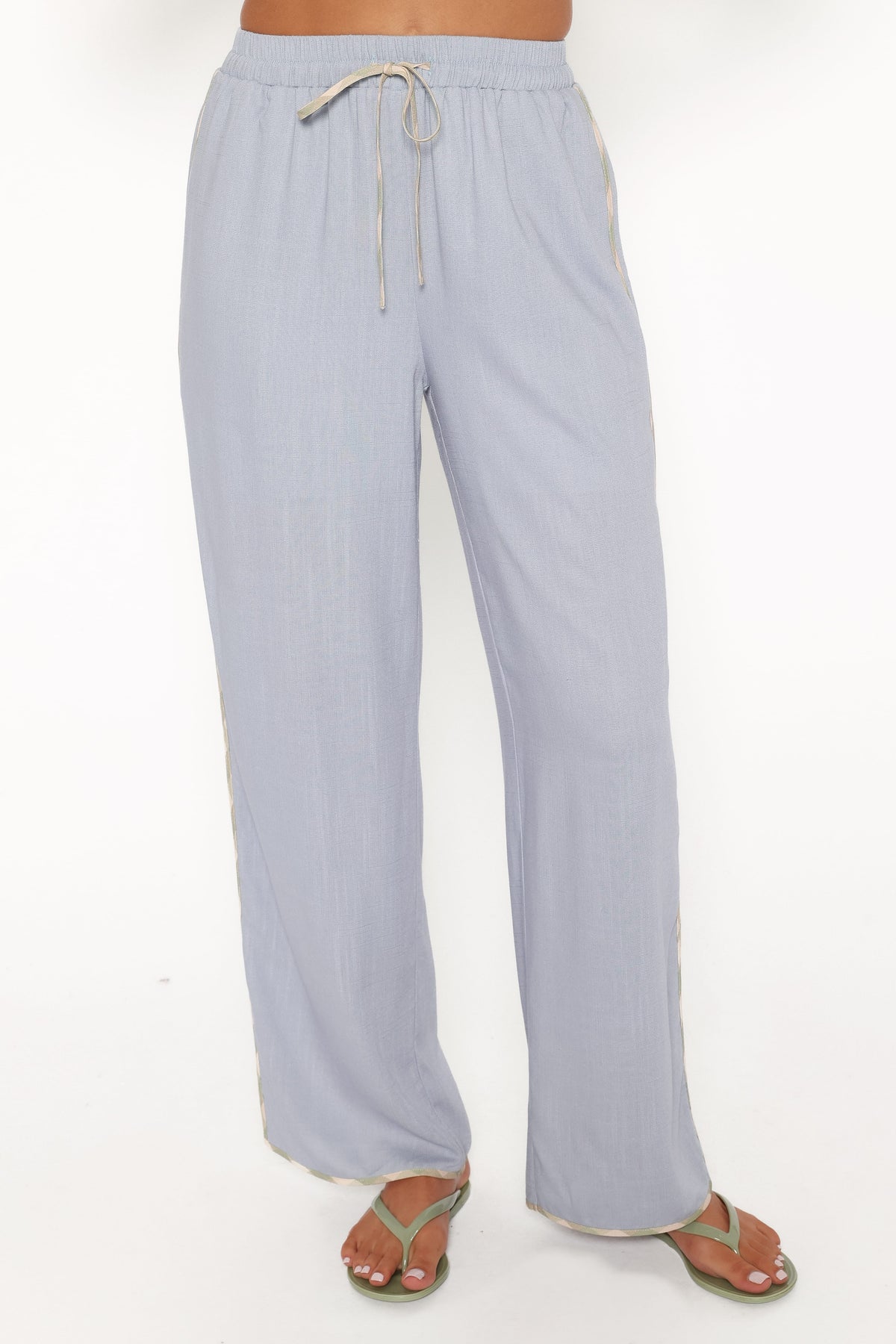 Venda Contrast Trim Pants in Light Blue Linen – view 3 of 8