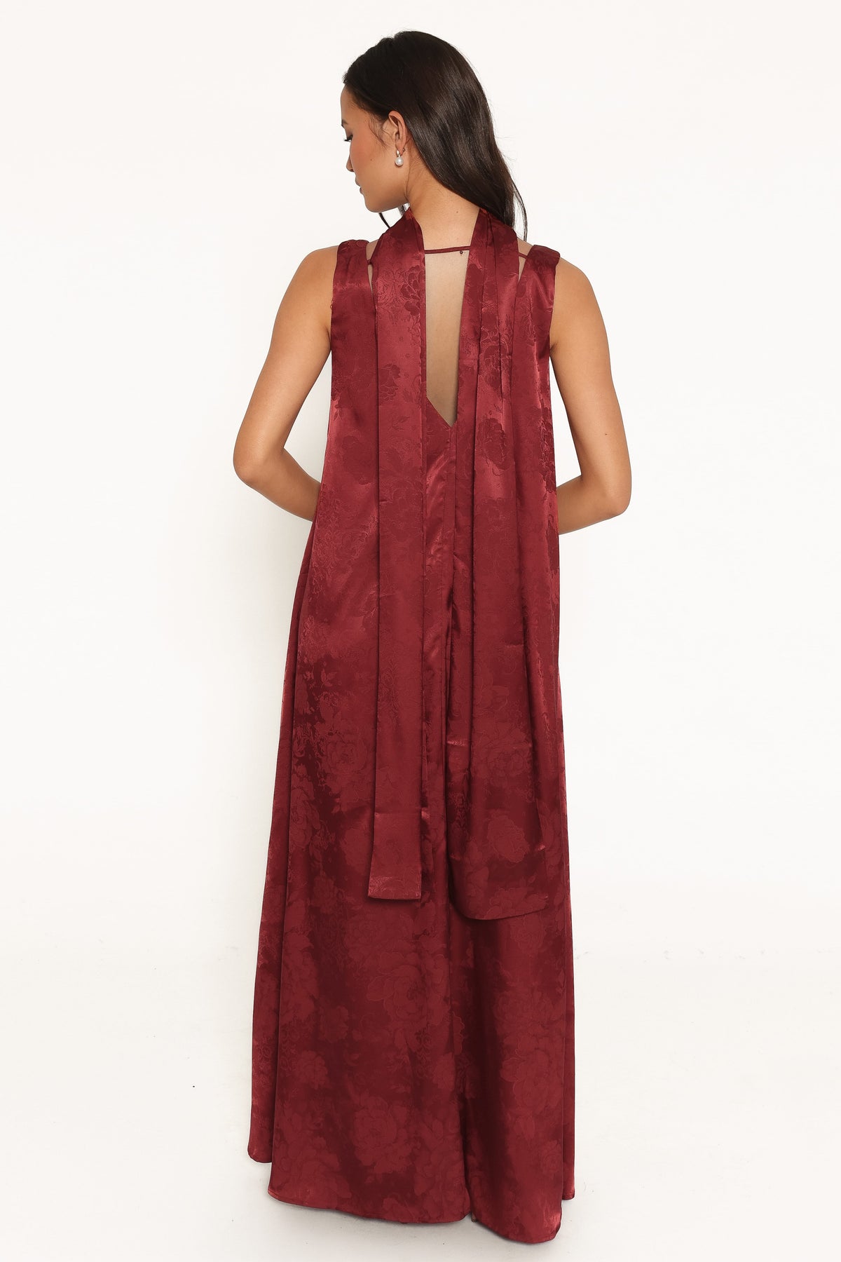 Aeryn Maxi Dress in Burgundy – view 5 of 9