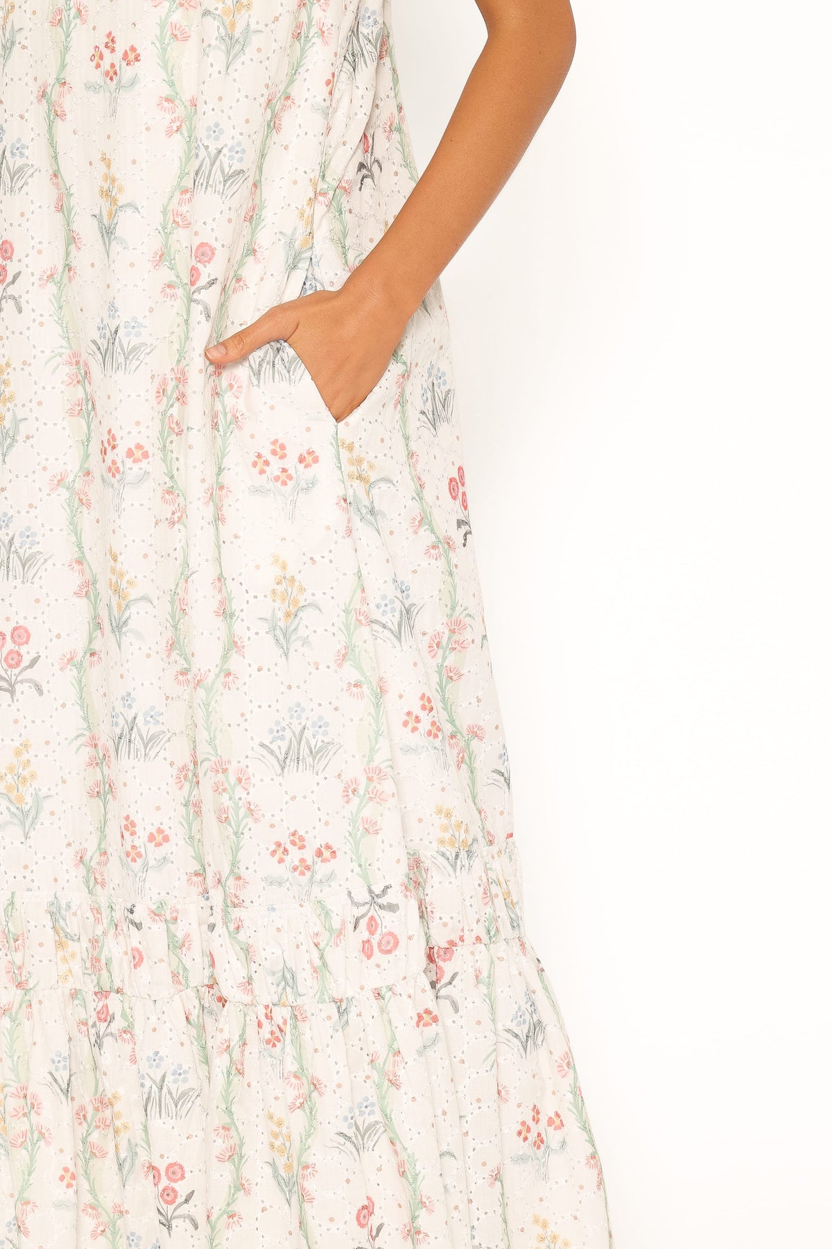Evaline Maxi Dress in White Floral – view 5 of 6