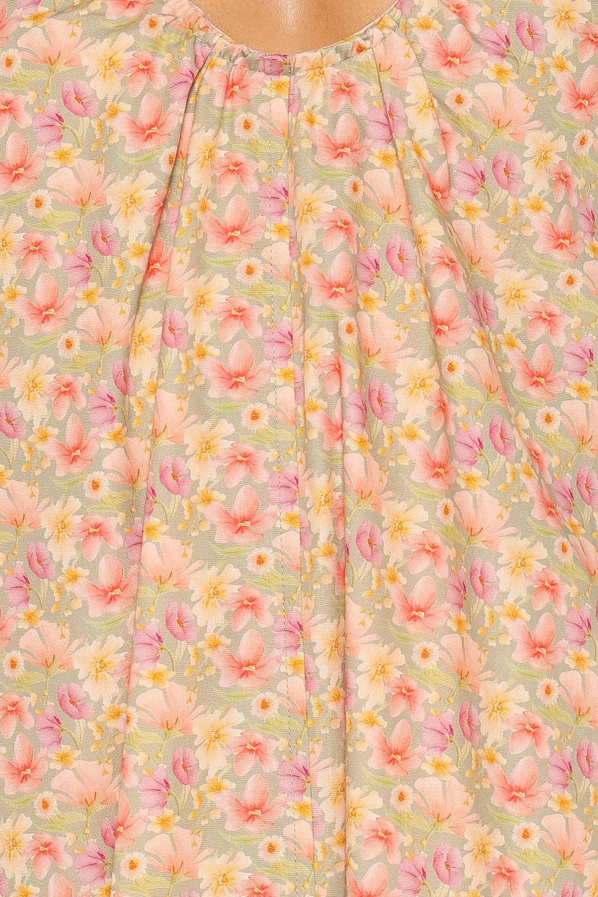 Laurita Maxi Dress in Sage Wildflower – view 6 of 7