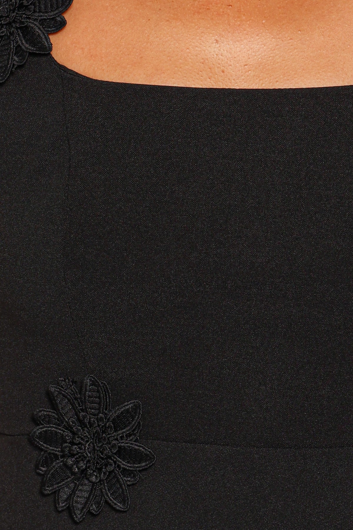 Lorenna Maxi Dress in Black – view 6 of 6