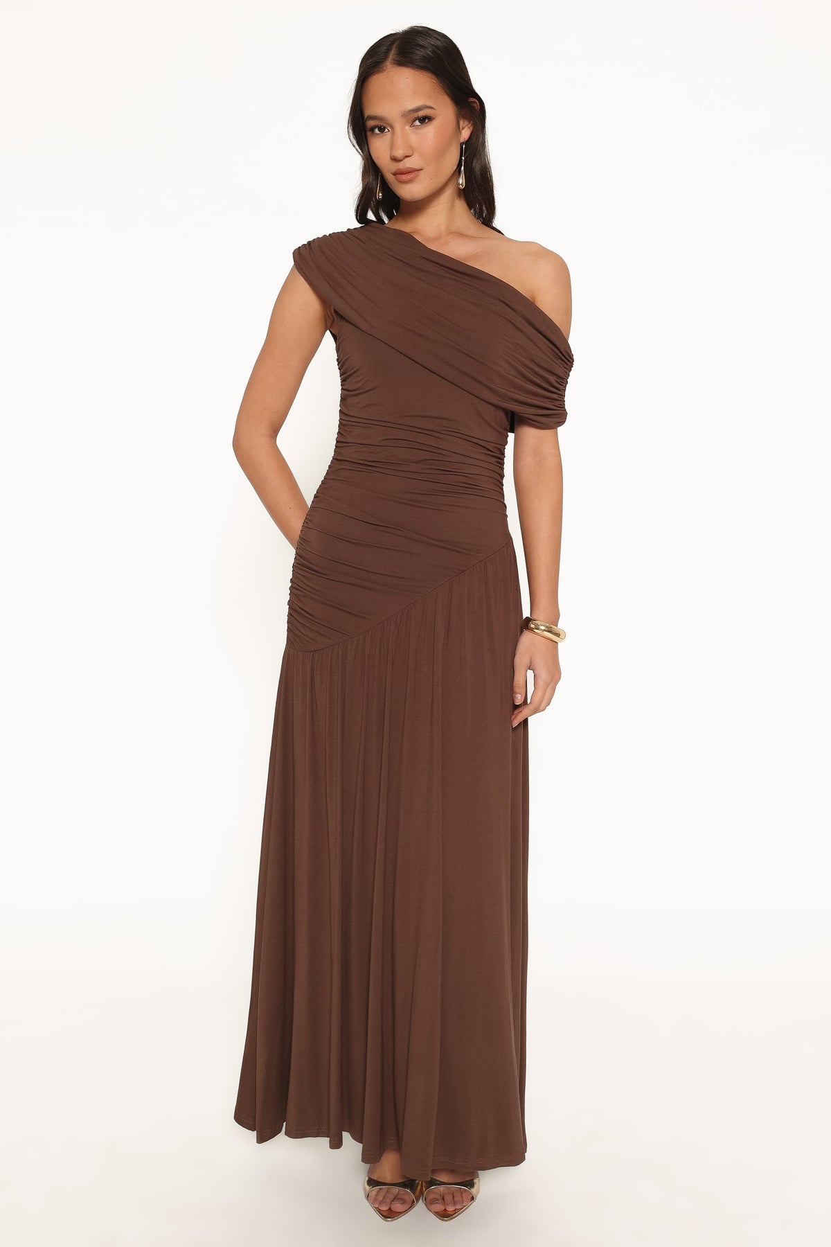 Sharmay Off Shoulder Maxi Dress in Brown – view 5 of 6