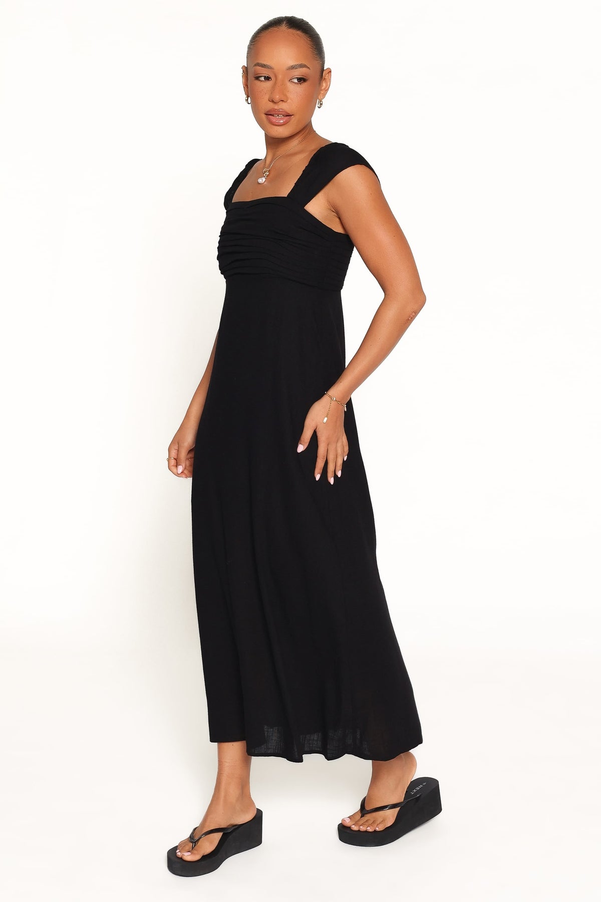 Sirene Midi Dress in Black – view 3 of 5