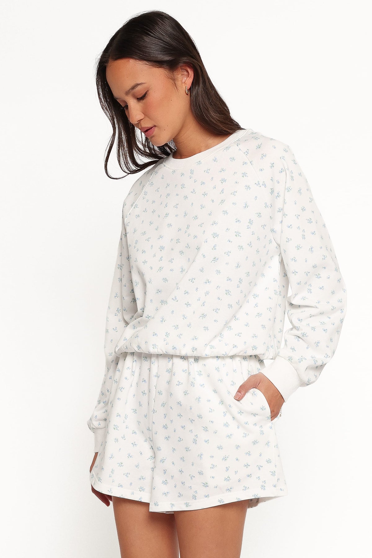 Hazel Sweatshirt in Blue Ditsy Floral – view 1 of 6