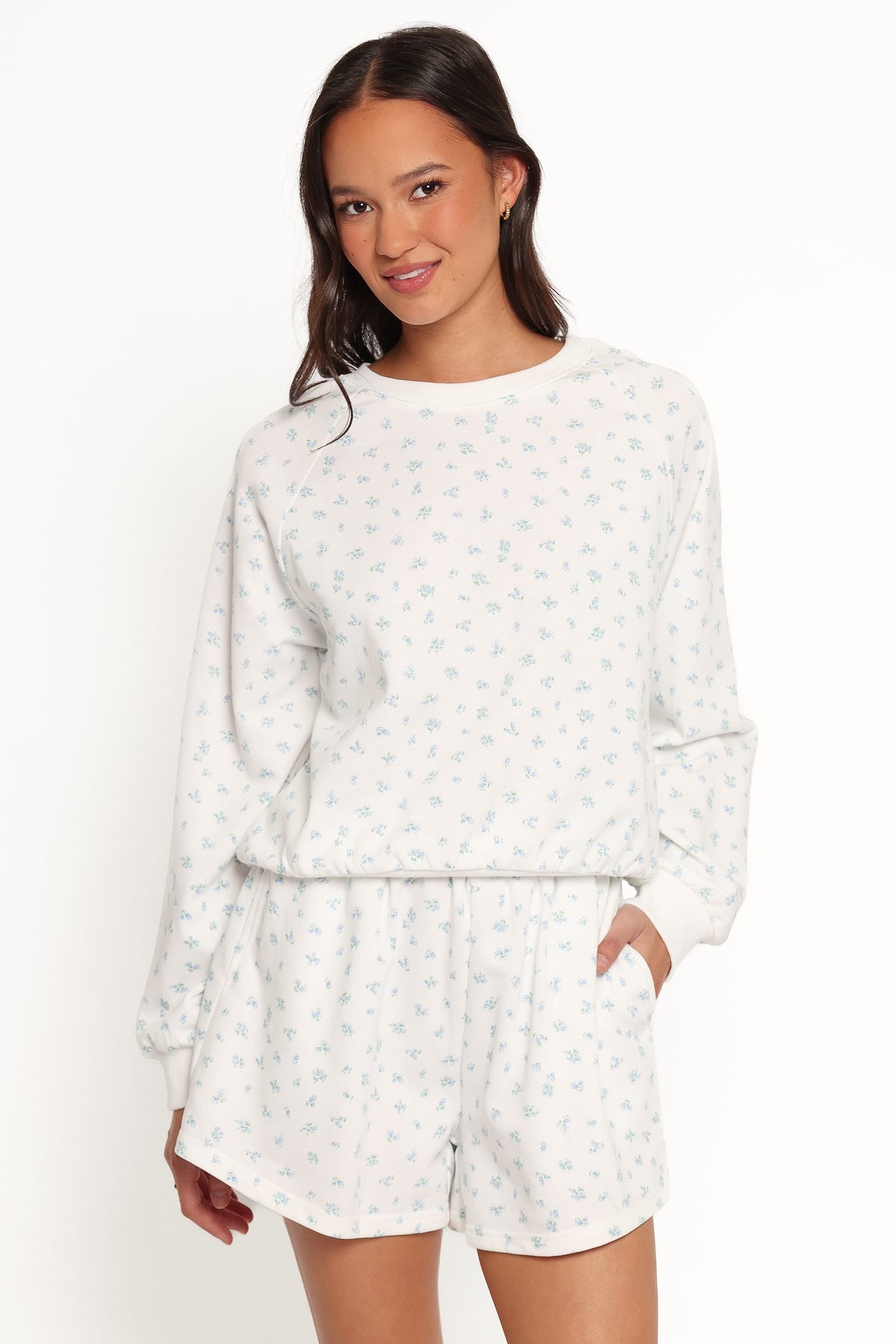 Hazel Sweatshirt in Blue Ditsy Floral – view 3 of 6