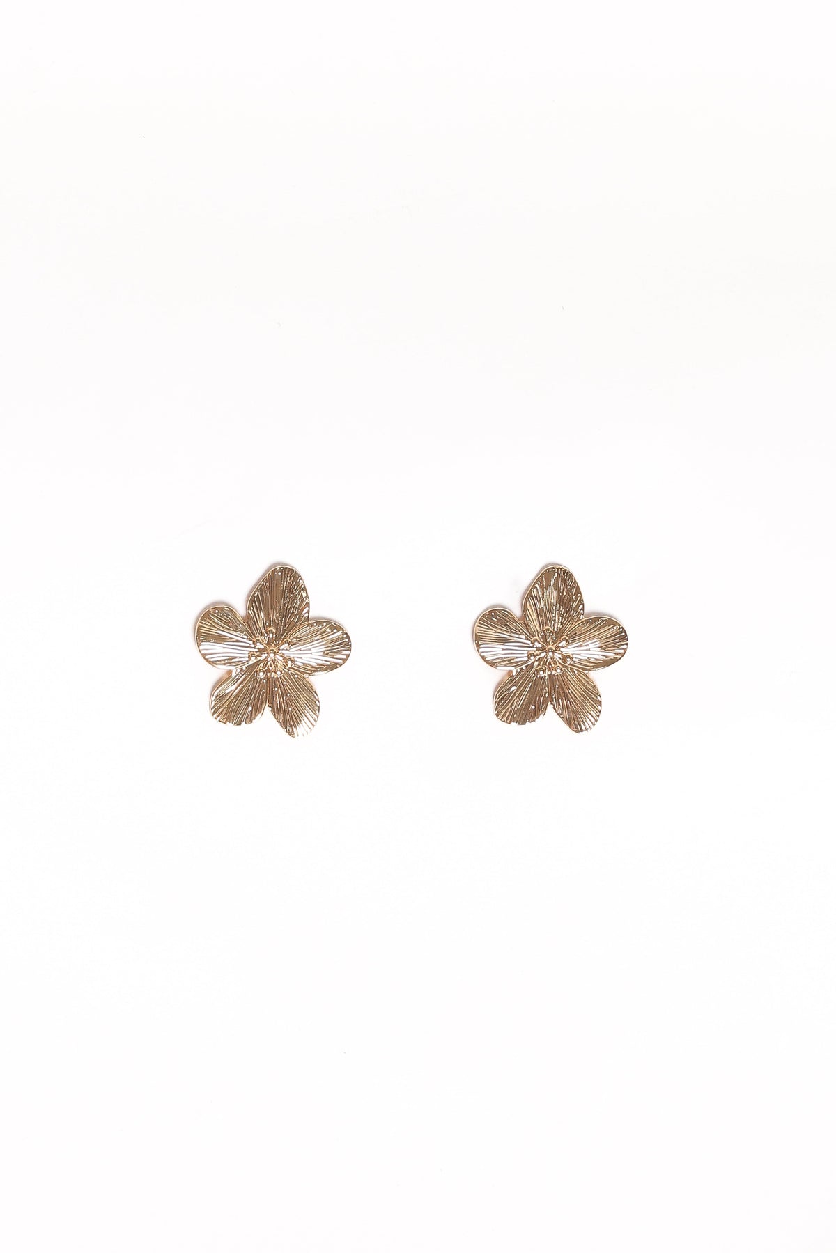 Adriana Flower Earrings in Gold – view 2 of 3