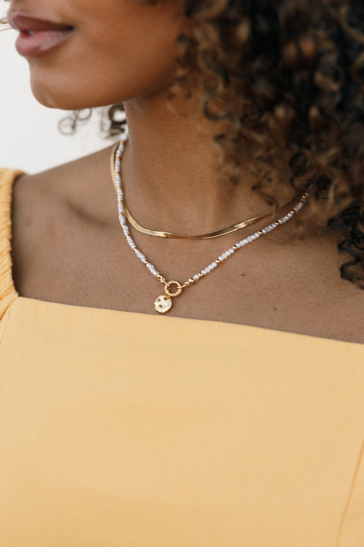 Alex Necklace in Gold – view 2 of 4