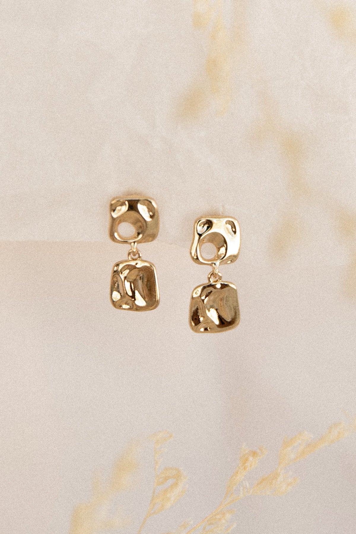 Bea Earrings in Gold – view 1 of 3