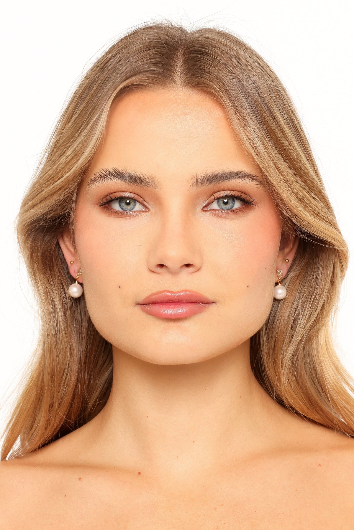 Camille Pearl Earrings in Gold – view 3 of 3