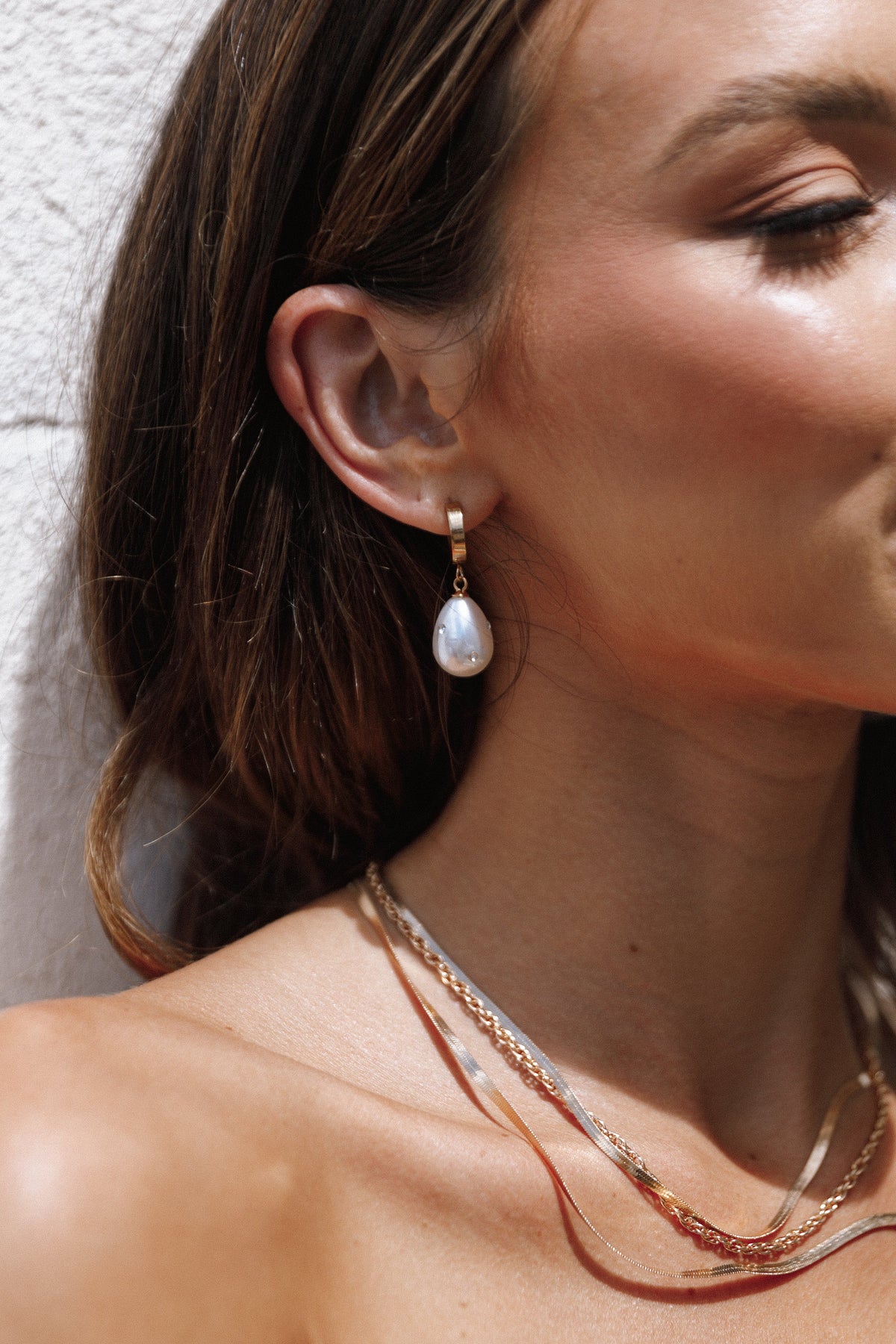 Charlie Pearl Earrings in Gold – view 1 of 3