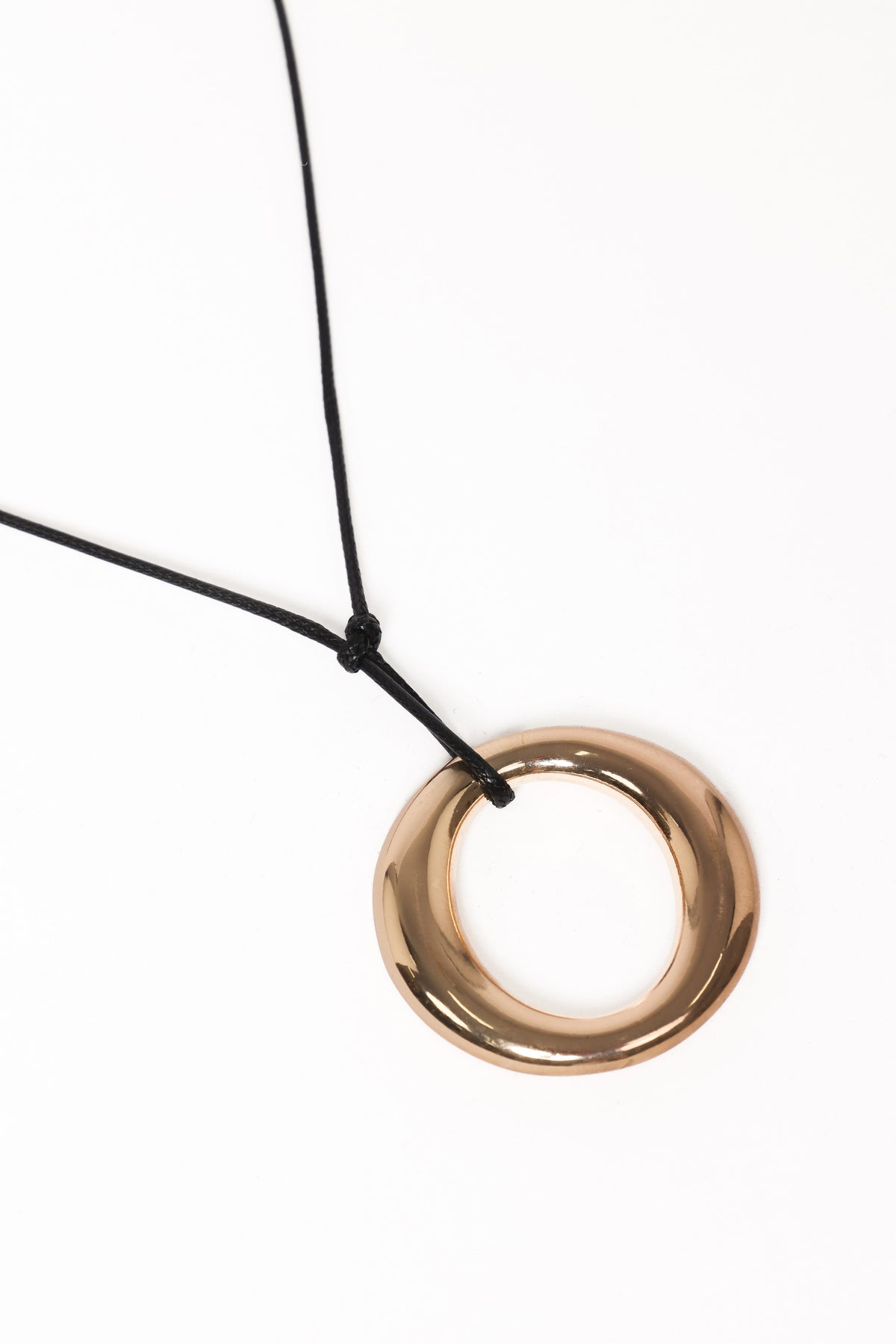 Conrad Necklace in Gold – view 2 of 4
