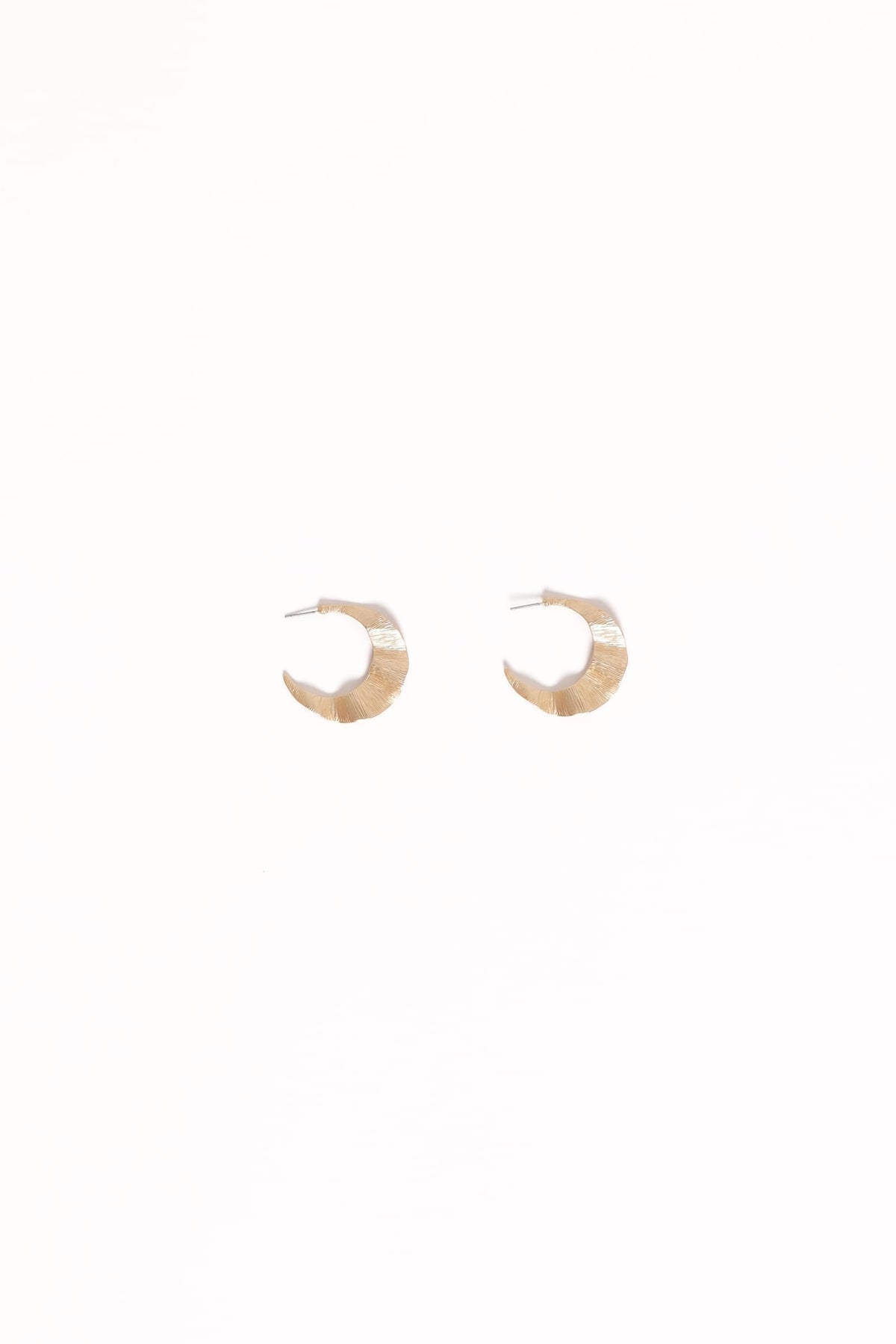 Eden Earrings in Gold – view 3 of 5
