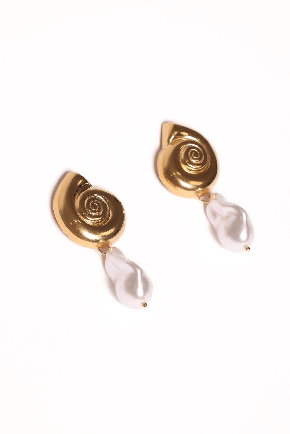Esperanza Earrings in Gold/Pearl – view 2 of 3