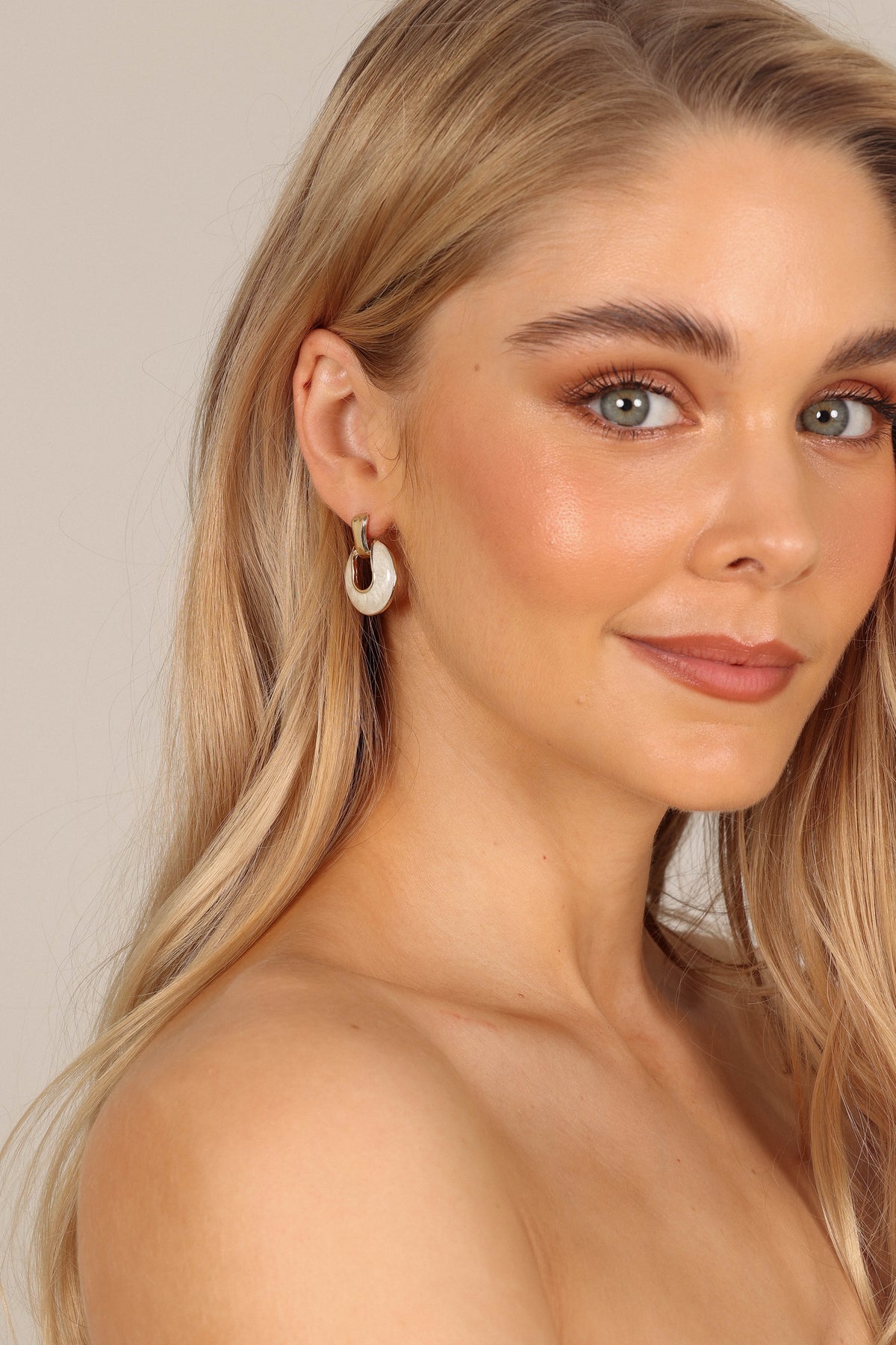 Flora Earrings in Gold – view 1 of 3
