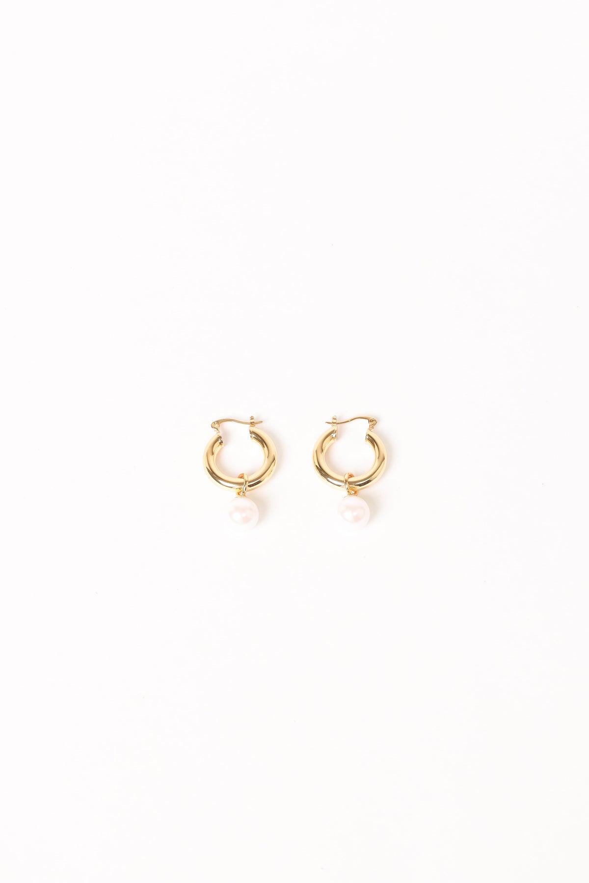 Geneva Earrings in Gold/Pearl – view 2 of 4