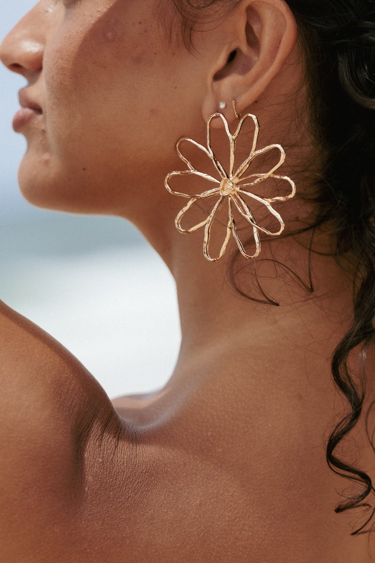 Indi Flower Earrings in Gold – view 2 of 4