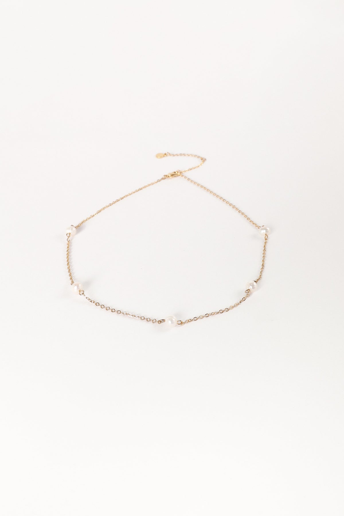 Kealy Pearl Necklace in Gold – view 2 of 4