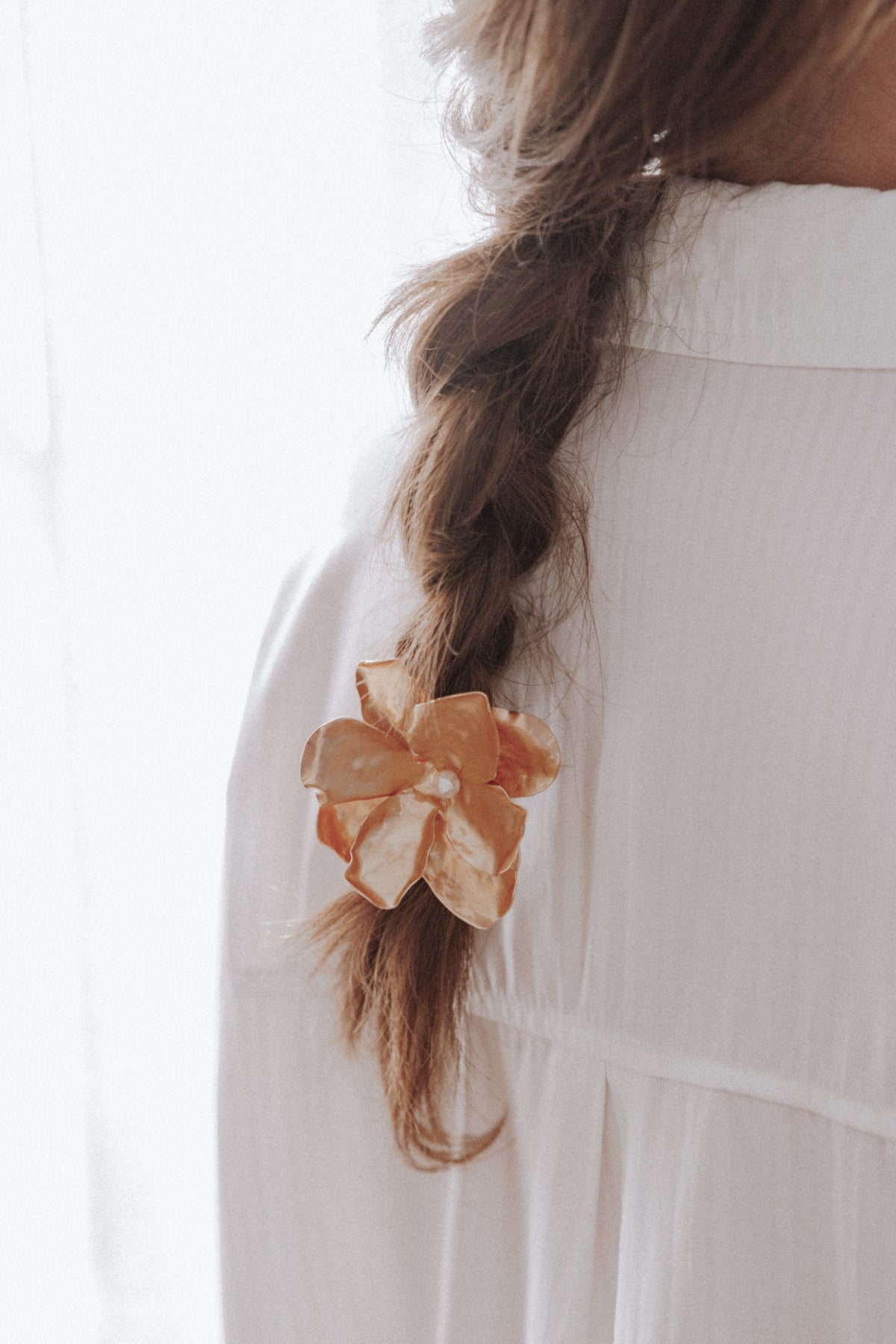 Kora Hair Tie in Gold – view 1 of 4
