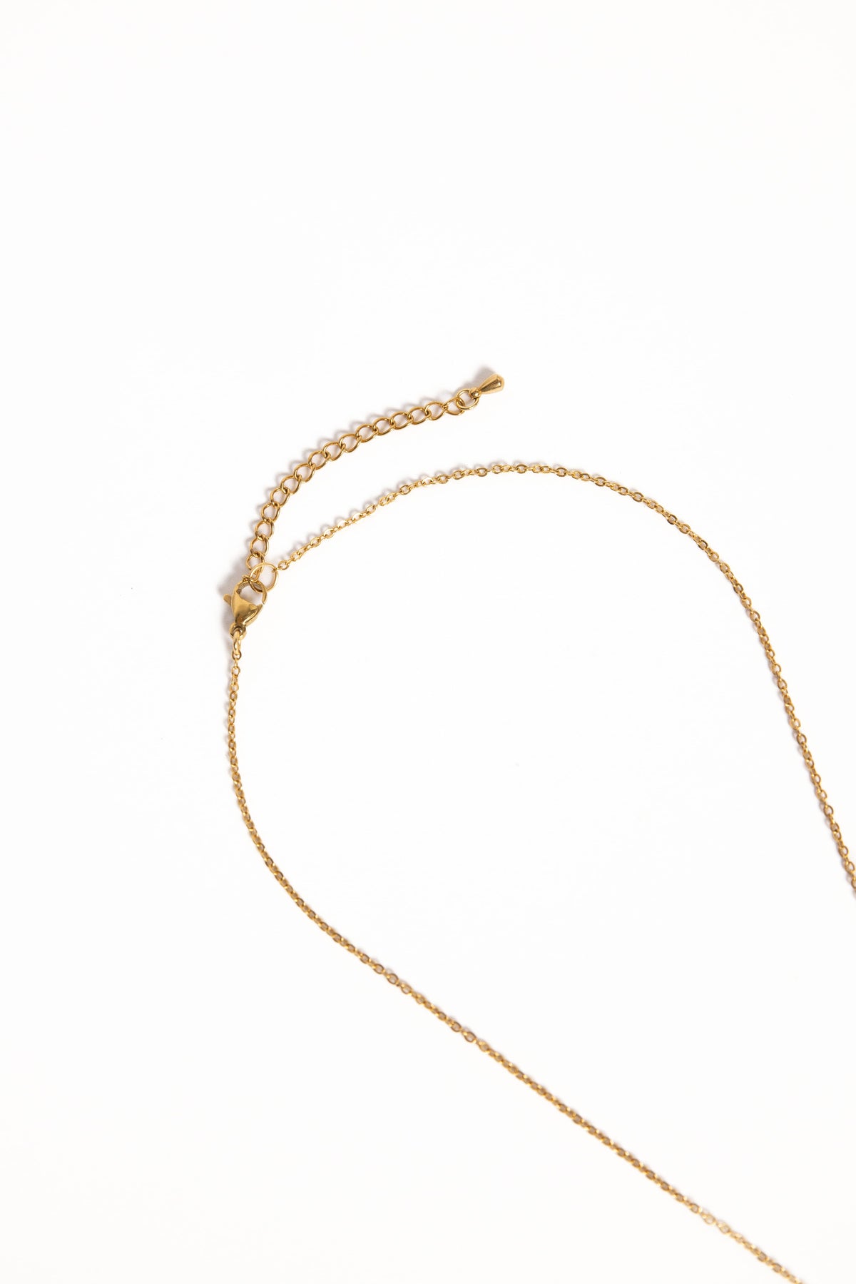 Lavinia Necklace in Gold/Pearl – view 4 of 5