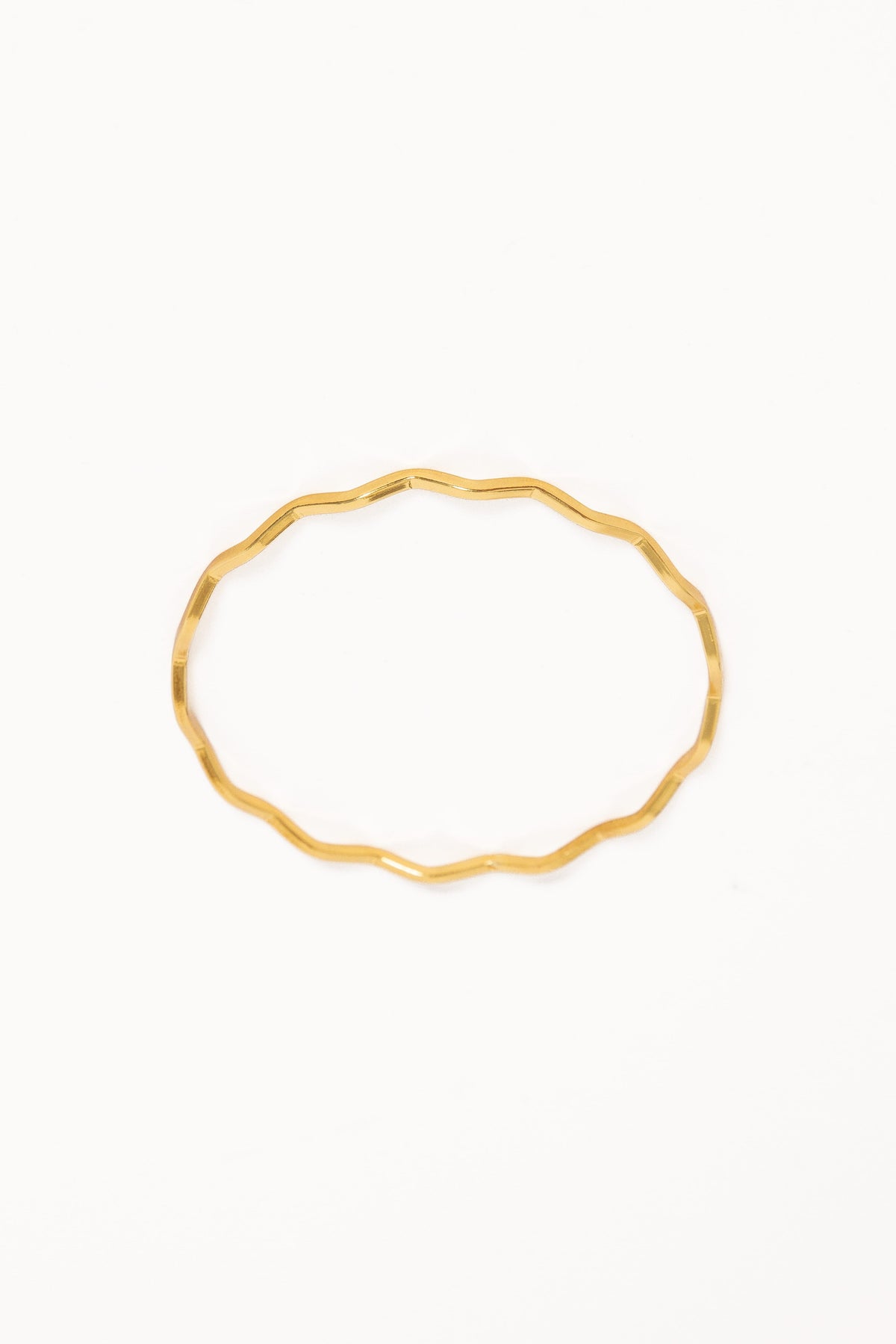 Layla Wave Bangle in Gold – view 2 of 4